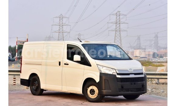 Buy Import Toyota Hiace White Car in Import - Dubai in Kailahun Buy Import Toyota Hiace White Car in Import - Dubai in Kailahun
