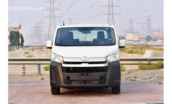 Buy Import Toyota Hiace White Car in Import - Dubai in Kailahun Buy Import Toyota Hiace White Car in Import - Dubai in Kailahun