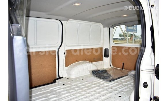 Buy Import Toyota Hiace White Car in Import - Dubai in Kailahun Buy Import Toyota Hiace White Car in Import - Dubai in Kailahun