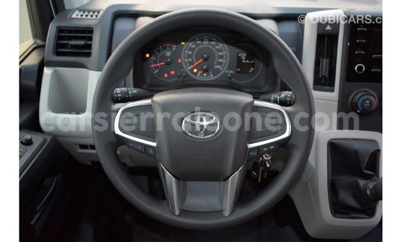 Buy Import Toyota Hiace White Car in Import - Dubai in Kailahun Buy Import Toyota Hiace White Car in Import - Dubai in Kailahun