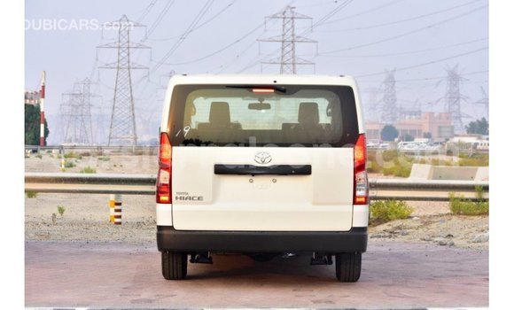 Buy Import Toyota Hiace White Car in Import - Dubai in Kailahun Buy Import Toyota Hiace White Car in Import - Dubai in Kailahun