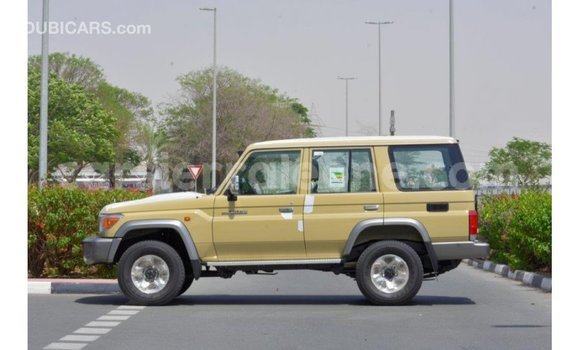 Buy Import Toyota Land Cruiser Beige Car in Import - Dubai in Kailahun Buy Import Toyota Land Cruiser Beige Car in Import - Dubai in Kailahun