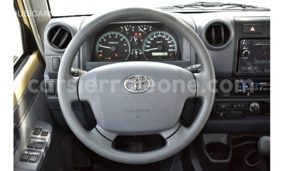 Buy Import Toyota Land Cruiser Beige Car in Import - Dubai in Kailahun Buy Import Toyota Land Cruiser Beige Car in Import - Dubai in Kailahun