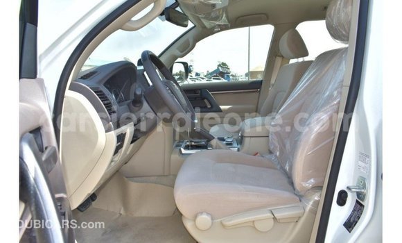 Buy Import Toyota Land Cruiser White Car in Import - Dubai in Kailahun Buy Import Toyota Land Cruiser White Car in Import - Dubai in Kailahun