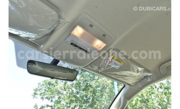 Buy Import Toyota Land Cruiser White Car in Import - Dubai in Kailahun Buy Import Toyota Land Cruiser White Car in Import - Dubai in Kailahun