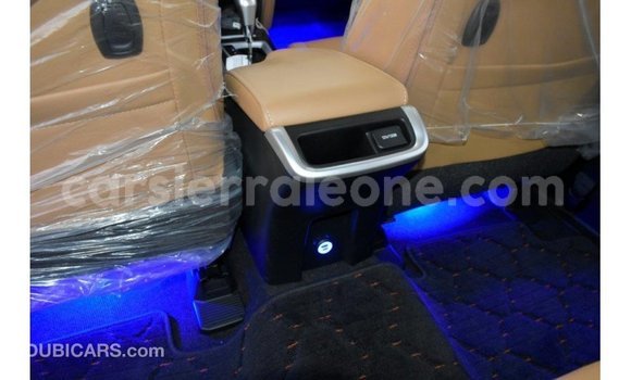 Buy Import Toyota Fortuner White Car in Import - Dubai in Kailahun Buy Import Toyota Fortuner White Car in Import - Dubai in Kailahun