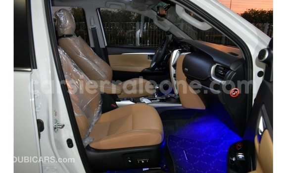 Buy Import Toyota Fortuner White Car in Import - Dubai in Kailahun Buy Import Toyota Fortuner White Car in Import - Dubai in Kailahun