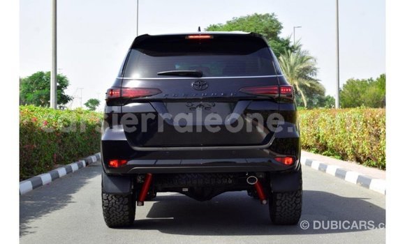 Buy Import Toyota Fortuner Black Car in Import - Dubai in Kailahun Buy Import Toyota Fortuner Black Car in Import - Dubai in Kailahun