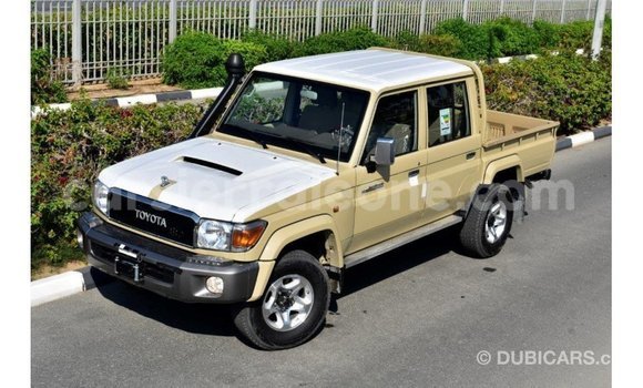 Buy Import Toyota Land Cruiser Beige Car in Import - Dubai in Kailahun Buy Import Toyota Land Cruiser Beige Car in Import - Dubai in Kailahun