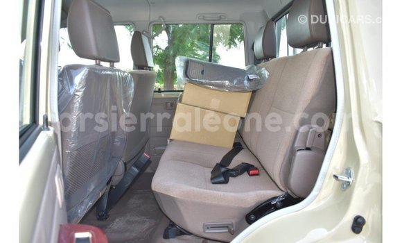 Buy Import Toyota Land Cruiser Beige Car in Import - Dubai in Kailahun Buy Import Toyota Land Cruiser Beige Car in Import - Dubai in Kailahun