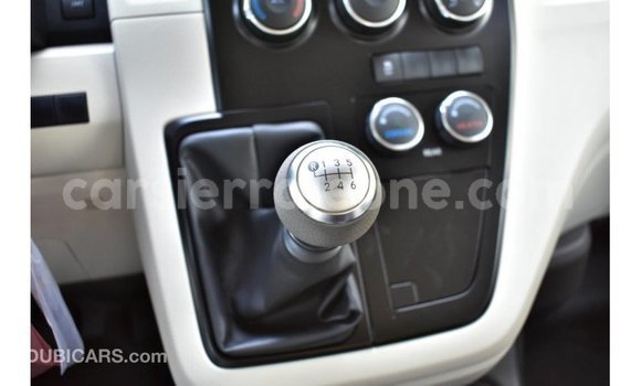 Buy Import Toyota Hiace White Car in Import - Dubai in Kailahun Buy Import Toyota Hiace White Car in Import - Dubai in Kailahun