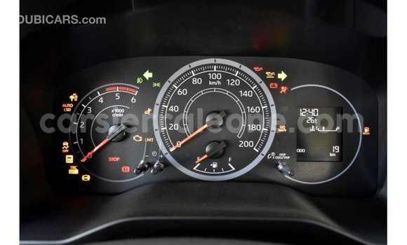 Buy Import Toyota Hiace White Car in Import - Dubai in Kailahun Buy Import Toyota Hiace White Car in Import - Dubai in Kailahun