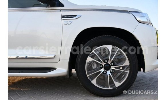 Buy Import Toyota Land Cruiser White Car in Import - Dubai in Kailahun Buy Import Toyota Land Cruiser White Car in Import - Dubai in Kailahun
