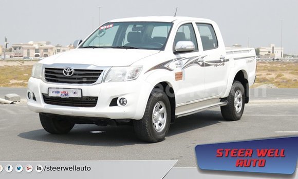 Buy Import Toyota Hilux White Car in Import - Dubai in Kailahun Buy Import Toyota Hilux White Car in Import - Dubai in Kailahun