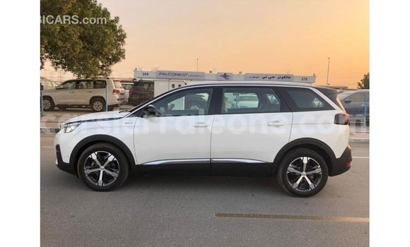 Buy Import Peugeot 5008 White Car in Import - Dubai in Kailahun Buy Import Peugeot 5008 White Car in Import - Dubai in Kailahun