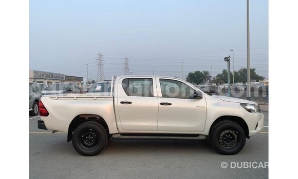 Buy Import Toyota Hilux White Car in Import - Dubai in Kailahun Buy Import Toyota Hilux White Car in Import - Dubai in Kailahun