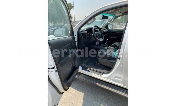 Buy Import Toyota Hilux White Car in Import - Dubai in Kailahun Buy Import Toyota Hilux White Car in Import - Dubai in Kailahun