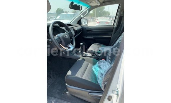 Buy Import Toyota Hilux White Car in Import - Dubai in Kailahun Buy Import Toyota Hilux White Car in Import - Dubai in Kailahun