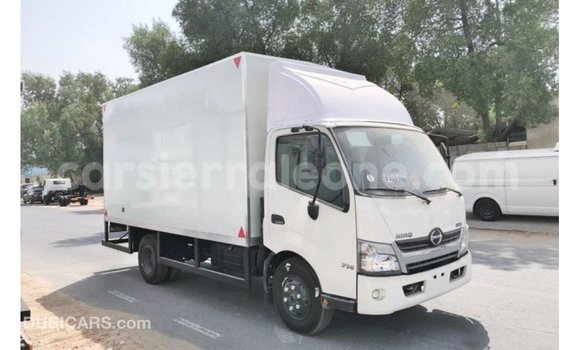 Buy Import Hino 300 Series White Truck in Import - Dubai in Kailahun Buy Import Hino 300 Series White Truck in Import - Dubai in Kailahun