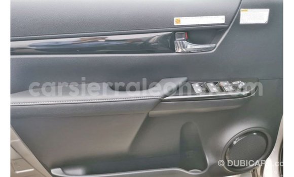 Buy Import Toyota Hilux Other Car in Import - Dubai in Kailahun Buy Import Toyota Hilux Other Car in Import - Dubai in Kailahun
