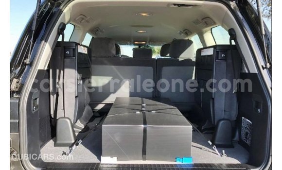 Buy Import Toyota Land Cruiser Black Car in Import - Dubai in Kailahun Buy Import Toyota Land Cruiser Black Car in Import - Dubai in Kailahun