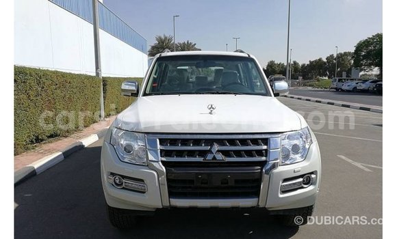 Buy Import Mitsubishi Pajero White Car in Import - Dubai in Kailahun Buy Import Mitsubishi Pajero White Car in Import - Dubai in Kailahun