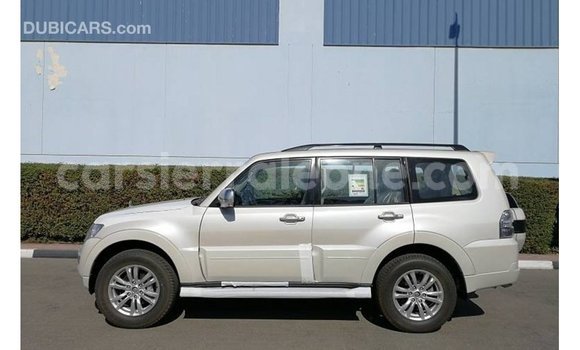 Buy Import Mitsubishi Pajero White Car in Import - Dubai in Kailahun Buy Import Mitsubishi Pajero White Car in Import - Dubai in Kailahun