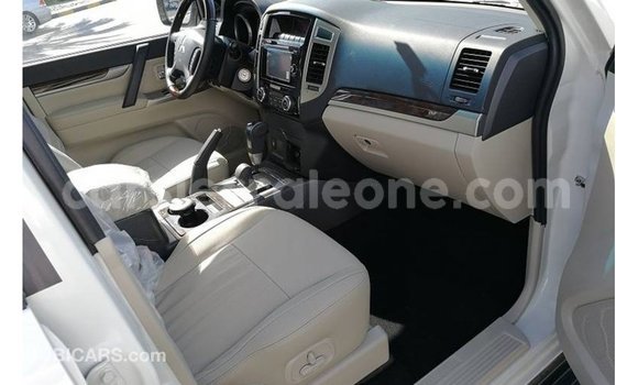 Buy Import Mitsubishi Pajero White Car in Import - Dubai in Kailahun Buy Import Mitsubishi Pajero White Car in Import - Dubai in Kailahun