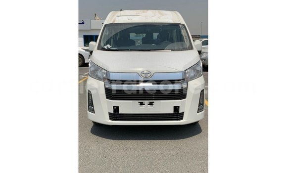 Buy Import Toyota Hiace White Car in Import - Dubai in Kailahun Buy Import Toyota Hiace White Car in Import - Dubai in Kailahun