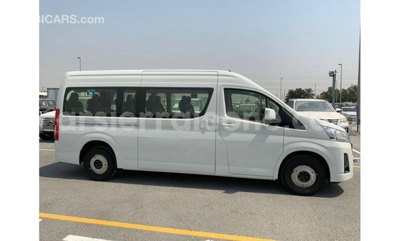 Buy Import Toyota Hiace White Car in Import - Dubai in Kailahun Buy Import Toyota Hiace White Car in Import - Dubai in Kailahun