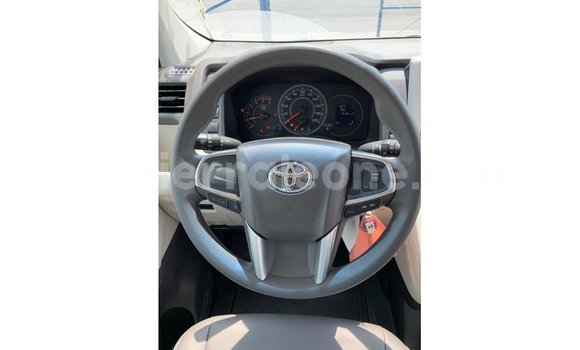 Buy Import Toyota Hiace White Car in Import - Dubai in Kailahun Buy Import Toyota Hiace White Car in Import - Dubai in Kailahun