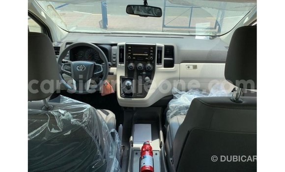 Buy Import Toyota Hiace White Car in Import - Dubai in Kailahun Buy Import Toyota Hiace White Car in Import - Dubai in Kailahun