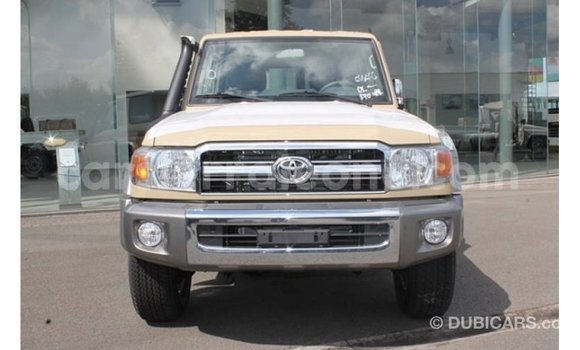 Buy Import Toyota Land Cruiser Beige Car in Import - Dubai in Kailahun Buy Import Toyota Land Cruiser Beige Car in Import - Dubai in Kailahun