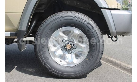 Buy Import Toyota Land Cruiser Beige Car in Import - Dubai in Kailahun Buy Import Toyota Land Cruiser Beige Car in Import - Dubai in Kailahun