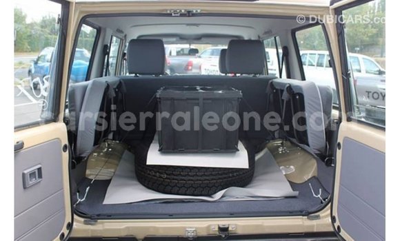 Buy Import Toyota Land Cruiser Beige Car in Import - Dubai in Kailahun Buy Import Toyota Land Cruiser Beige Car in Import - Dubai in Kailahun