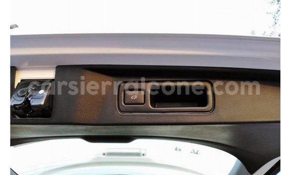 Buy Import Toyota Fortuner White Car in Import - Dubai in Kailahun Buy Import Toyota Fortuner White Car in Import - Dubai in Kailahun