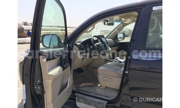 Buy Import Toyota Land Cruiser Black Car in Import - Dubai in Kailahun Buy Import Toyota Land Cruiser Black Car in Import - Dubai in Kailahun