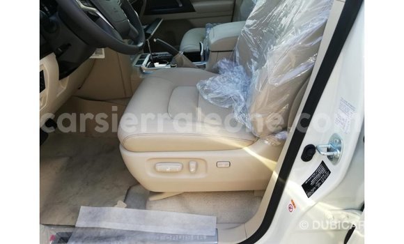 Buy Import Toyota Land Cruiser White Car in Import - Dubai in Kailahun Buy Import Toyota Land Cruiser White Car in Import - Dubai in Kailahun