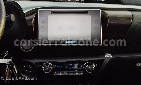 Buy Import Toyota Hilux White Car in Import - Dubai in Kailahun Buy Import Toyota Hilux White Car in Import - Dubai in Kailahun