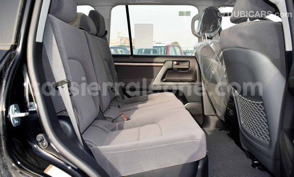 Buy Import Toyota Land Cruiser Black Car in Import - Dubai in Kailahun Buy Import Toyota Land Cruiser Black Car in Import - Dubai in Kailahun