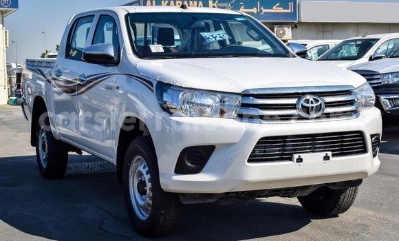 Buy Import Toyota Hilux White Car in Import - Dubai in Kailahun Buy Import Toyota Hilux White Car in Import - Dubai in Kailahun