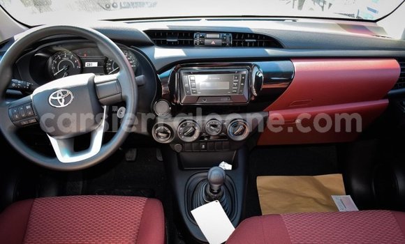 Buy Import Toyota Hilux White Car in Import - Dubai in Kailahun Buy Import Toyota Hilux White Car in Import - Dubai in Kailahun