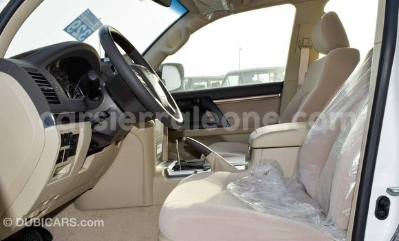 Buy Import Toyota Land Cruiser White Car in Import - Dubai in Kailahun Buy Import Toyota Land Cruiser White Car in Import - Dubai in Kailahun