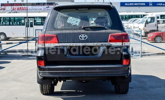 Buy Import Toyota Land Cruiser Black Car in Import - Dubai in Kailahun Buy Import Toyota Land Cruiser Black Car in Import - Dubai in Kailahun