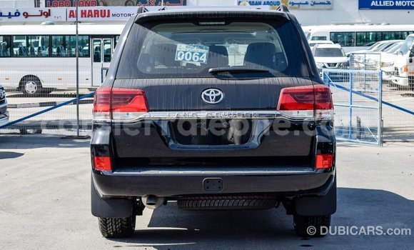 Acheter Import Voiture Toyota Land Cruiser Noir à Import - Dubai, Kailahun Acheter Import Voiture Toyota Land Cruiser Noir à Import - Dubai, Kailahun