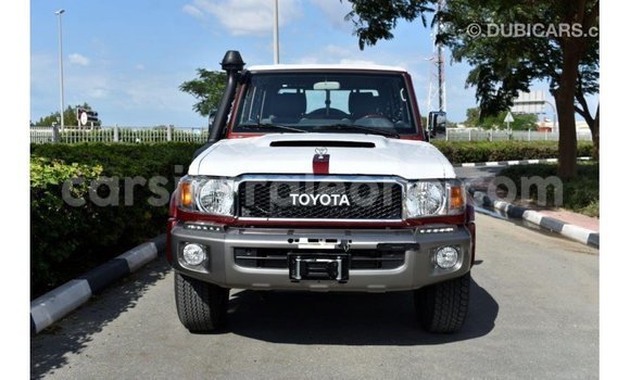 Buy Import Toyota Land Cruiser Red Car in Import - Dubai in Kailahun Buy Import Toyota Land Cruiser Red Car in Import - Dubai in Kailahun