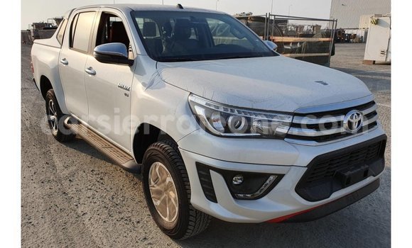 Buy Import Toyota Hilux White Car in Import - Dubai in Kailahun Buy Import Toyota Hilux White Car in Import - Dubai in Kailahun