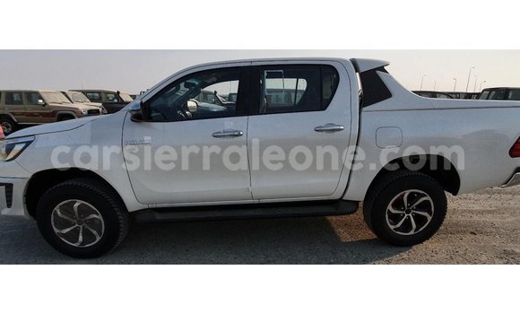 Buy Import Toyota Hilux White Car in Import - Dubai in Kailahun Buy Import Toyota Hilux White Car in Import - Dubai in Kailahun