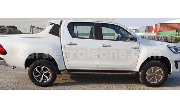 Buy Import Toyota Hilux White Car in Import - Dubai in Kailahun Buy Import Toyota Hilux White Car in Import - Dubai in Kailahun