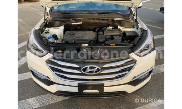 Buy Import Hyundai Santa Fe White Car in Import - Dubai in Kailahun Buy Import Hyundai Santa Fe White Car in Import - Dubai in Kailahun